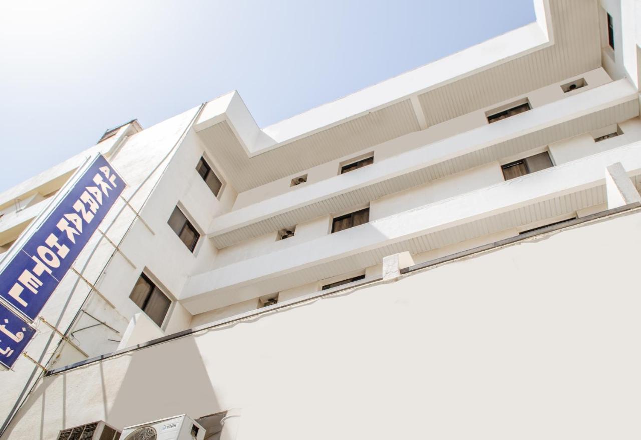 Al Karnak Hotel Dubai Exterior foto